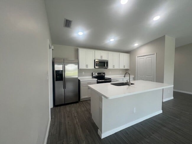 Photo - 3 bedroom/ 2 bath in NE Cape Coral- Gator CIrcle - Available Now