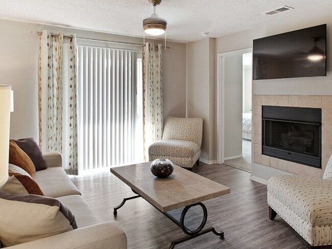 Crestview at Oakleigh Apartments