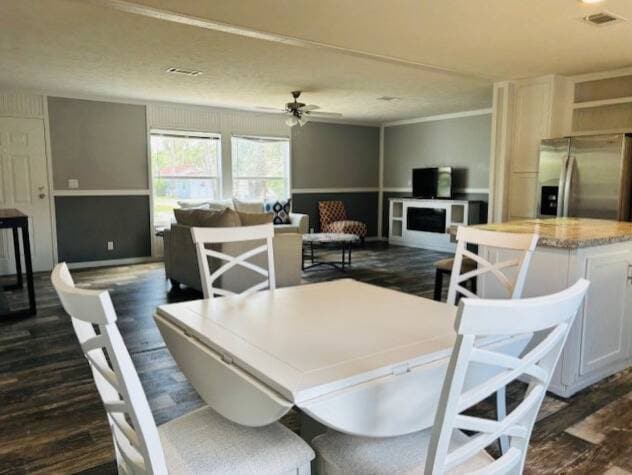 Photo - 527 Caroline St