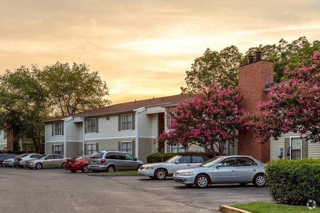 Building Photo - The Boulevard Rental