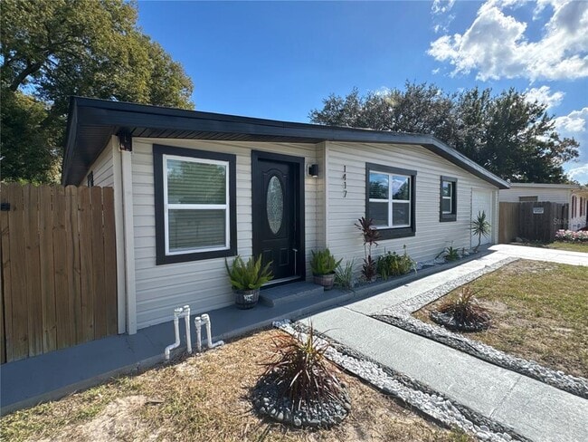 Photo - 1417 Ambassador Ave