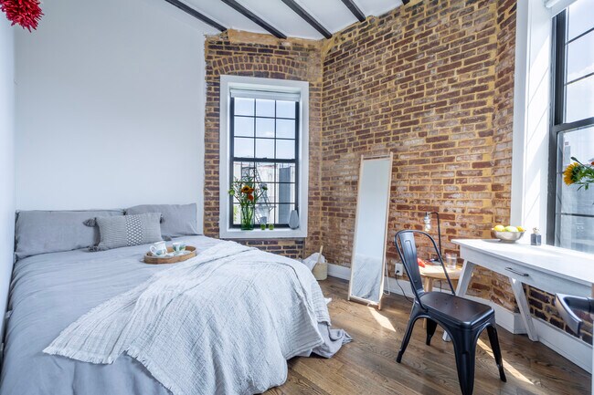 Photo - Clark House by Outpost