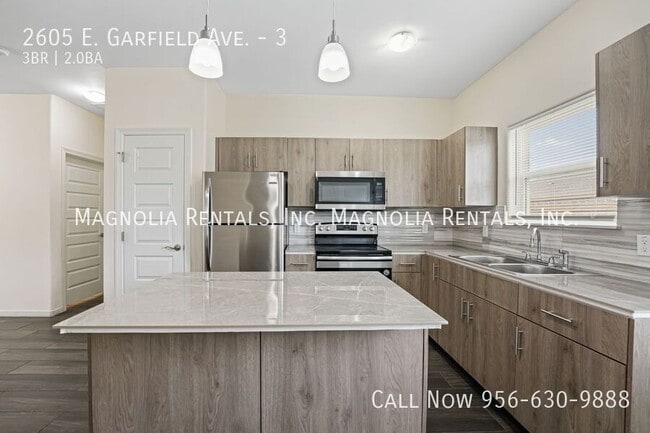 2605 E Garfield Ave Unidad 3