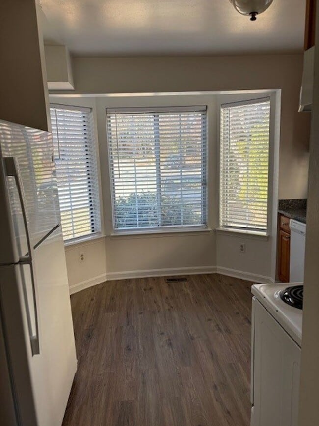 Photo - Large End Unit Townhome near Downtown Annapolis and Navy Stadium!