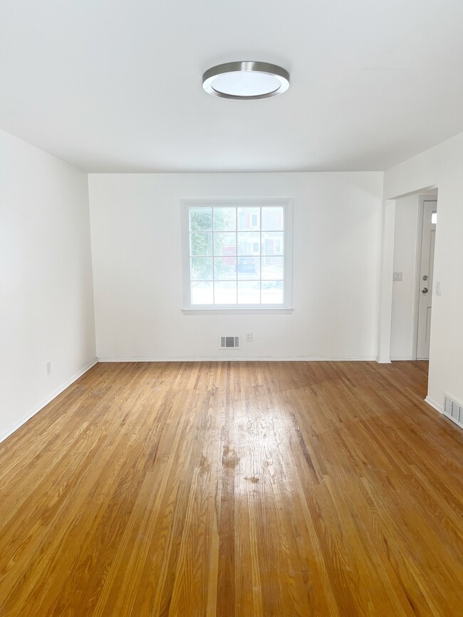 Photo - 104 Seminole Way