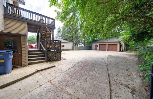 Photo - 2551 Eastern Ave SE Unit 1