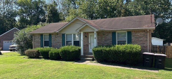 Building Photo - 512 Mallory Dr