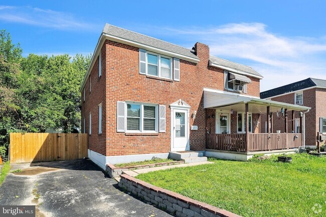 Building Photo - 817 Colwell Rd Rental