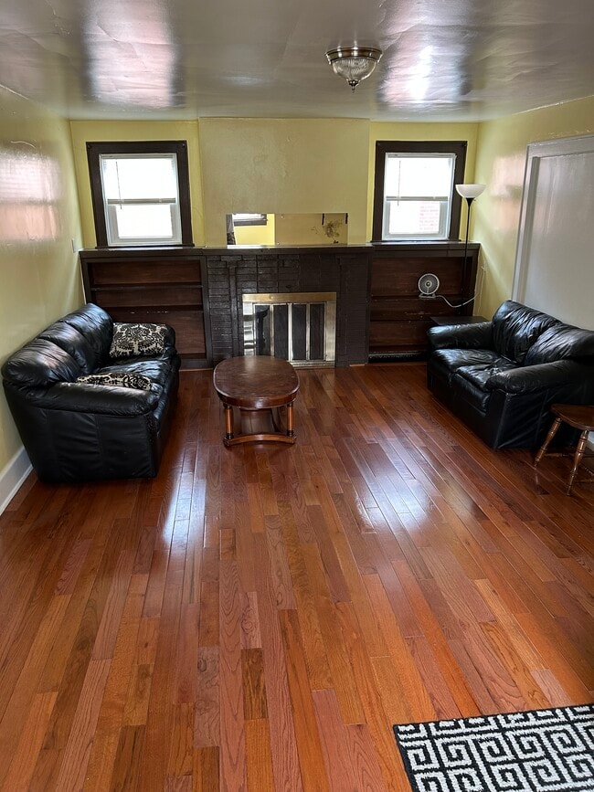 Photo - 1126 Oakland Ave