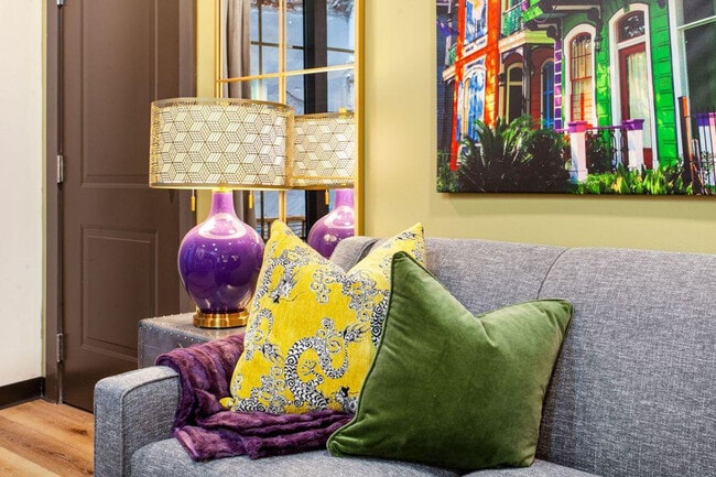 Photo - 611 Commerce St Unit ID1267073P