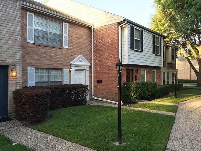 Photo - 10330 Briar Forest Dr Unit 29/3
