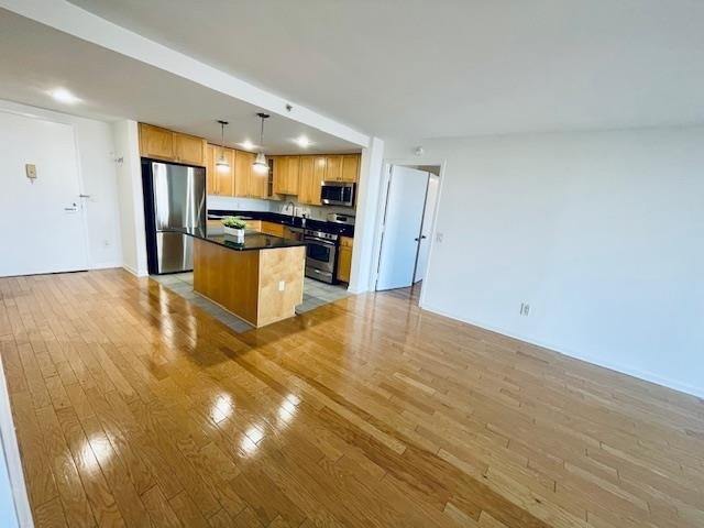 Photo - 700 Grove St Unidad 700