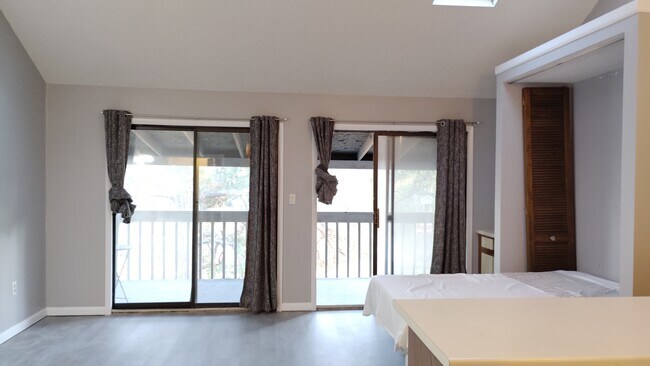 Photo - 500 Fairway Village Dr Unit 11