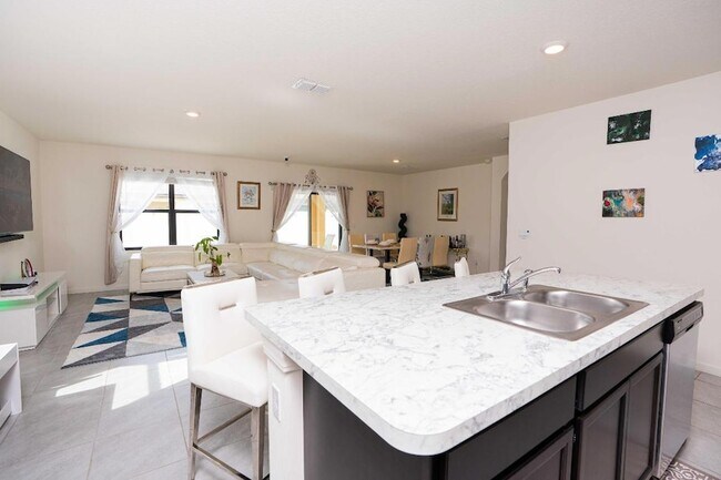 Photo - 5322 Delight Dr