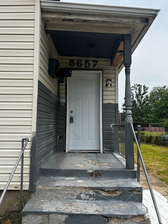 Photo - 5657 Roosevelt Pl