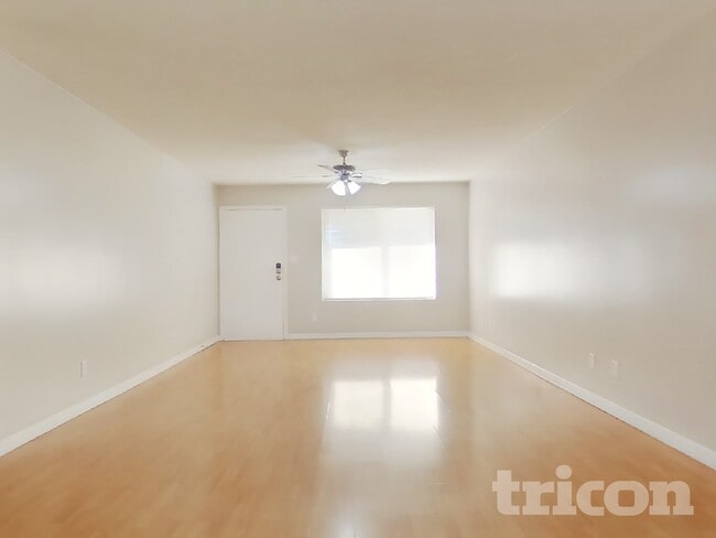 Photo - 1824 W Cheyenne Dr