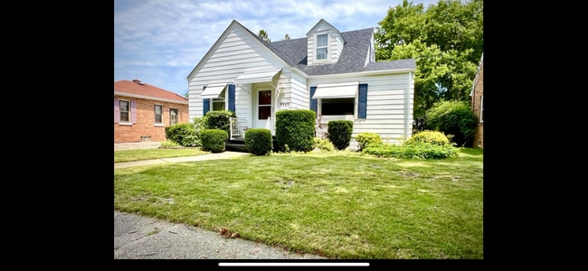 7717 29th AVE - 7717 29th Ave