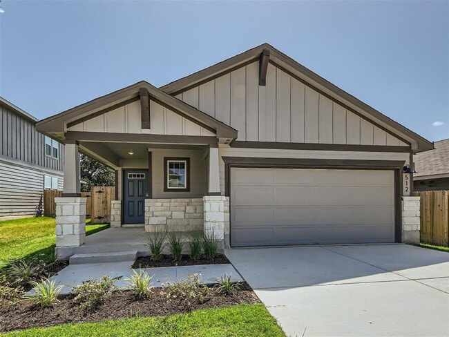 Building Photo - 512 Dayspring Cv