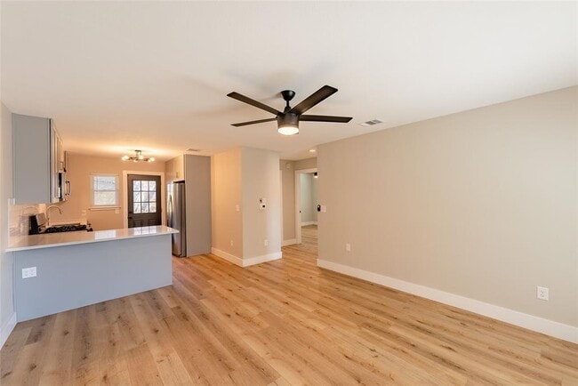 Photo - 4306 Shallowbrook Trail