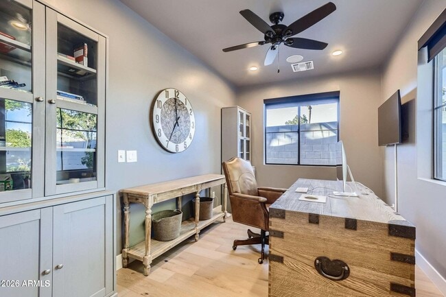 Photo - 3442 N 40th Pl