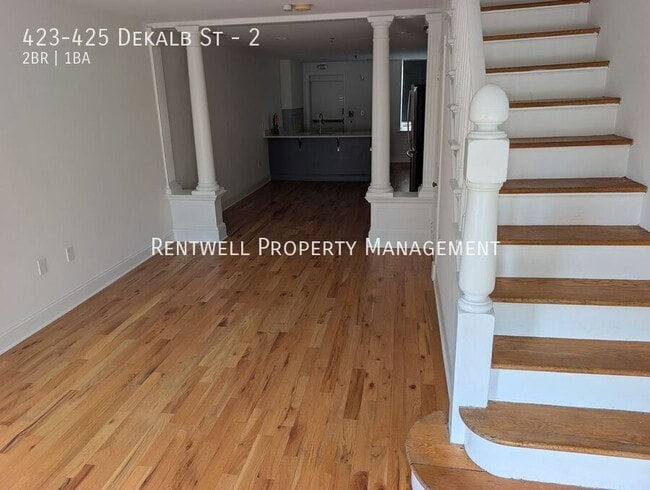 Photo - 423-425 Dekalb St-2 Unidad 2