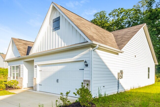 4577 Morgan Dr