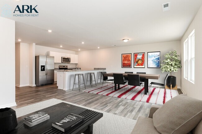 Photo - 2150 Bayview Dr SW