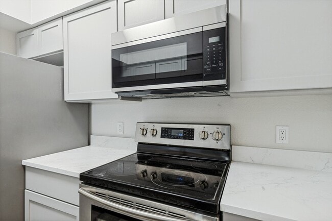 Photo - 2626 Holly Hall St Unit 605