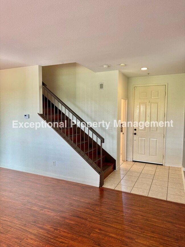 Photo - Beautiful Golf Course Home