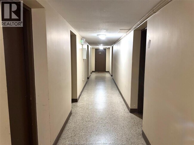 Photo - 2035 University Ave W Unit 205