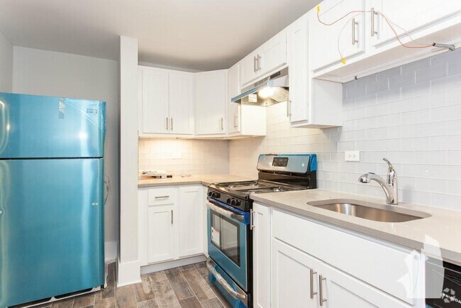 Building Photo - 2922 W Logan Blvd Unit G Rental