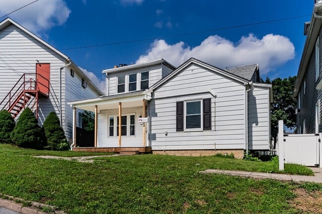 Photo - 20 Laurel St