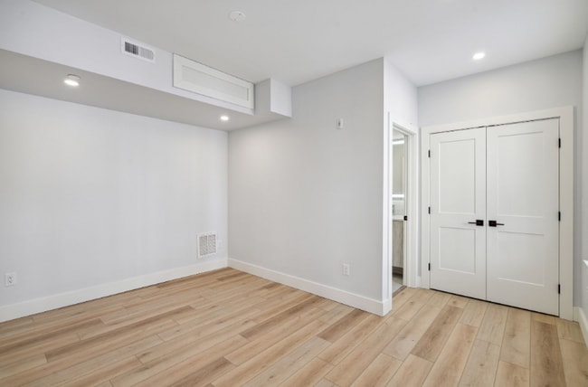 Photo - 3439 Lancaster Ave Unit 27