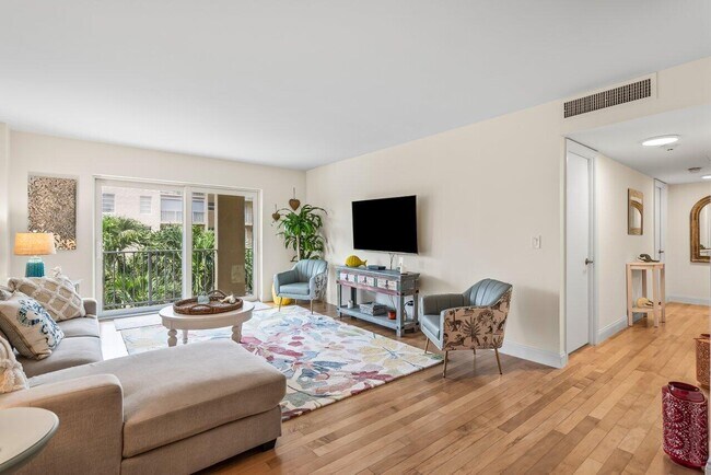 Photo - 950 Ponce De Leon Rd Unidad 307