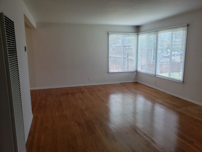 Photo - 16516 Firmona Ave