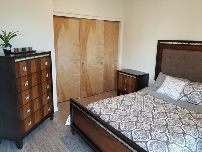 Photo - Slogan Apartments