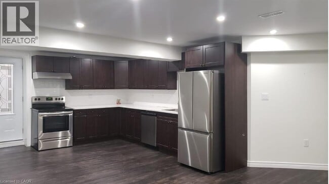 Photo - 18 Hawkswood Dr