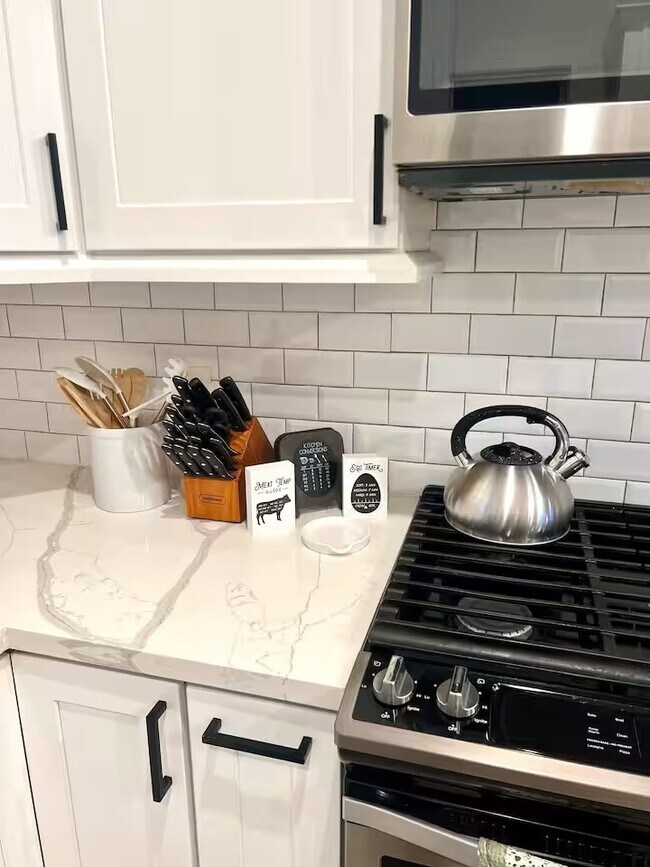 Photo - 1528 Chestnut St