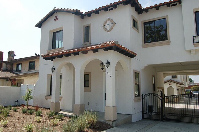 Photo - 425 W Duarte Rd Condo