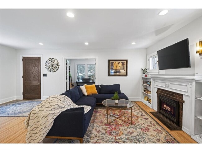 Photo - 1628 Princeton