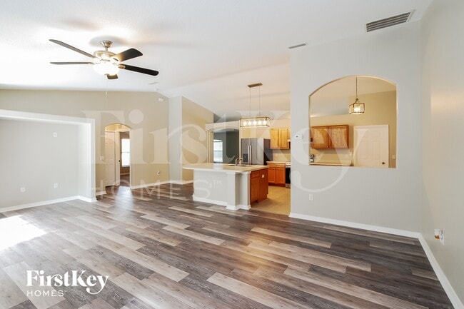 Photo - 64 Ramblewood Dr