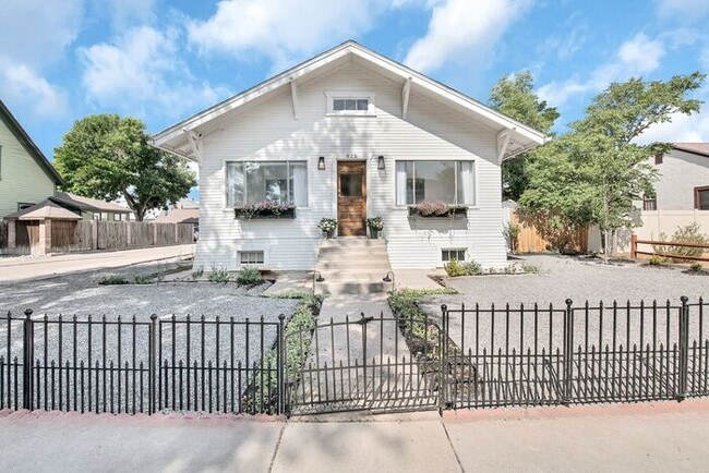 Photo - Elegant 1BR Basement Suite in Downtown His...