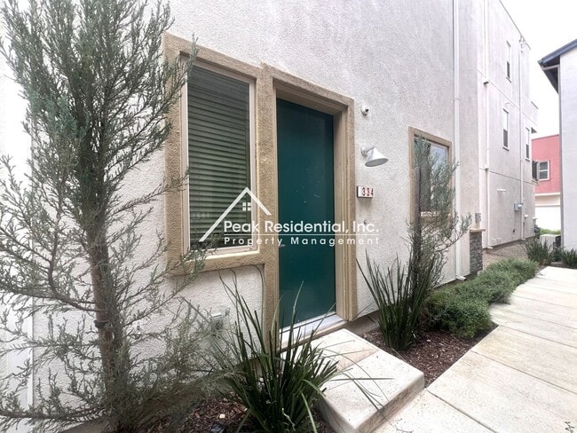 Photo - Beautifully Updated 1bd/1ba Land Park Area Condo with 1 Car Garage!
