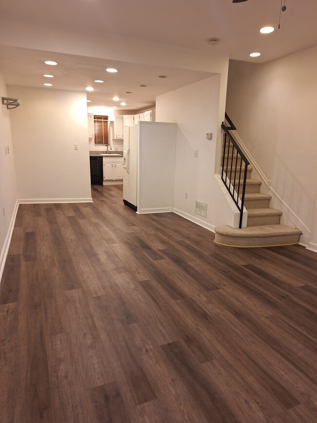 Building Photo - 2312 S Colorado St Rental