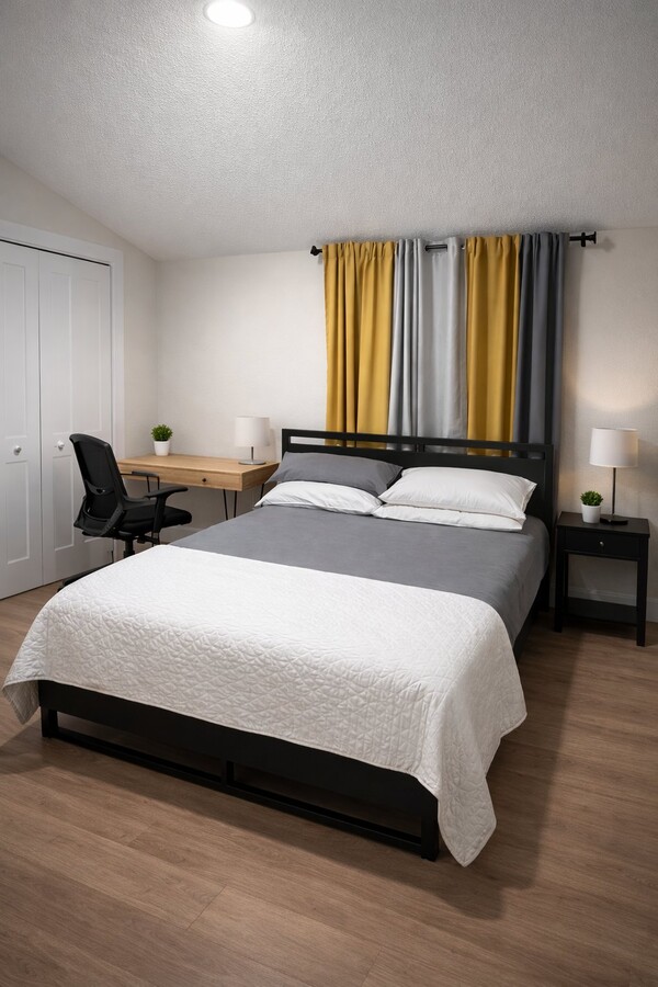 Photo - 801 E Knollwood St