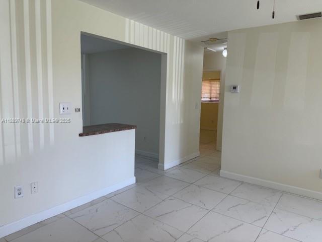 Photo - 6111 SW 39th Ct Unidad 2