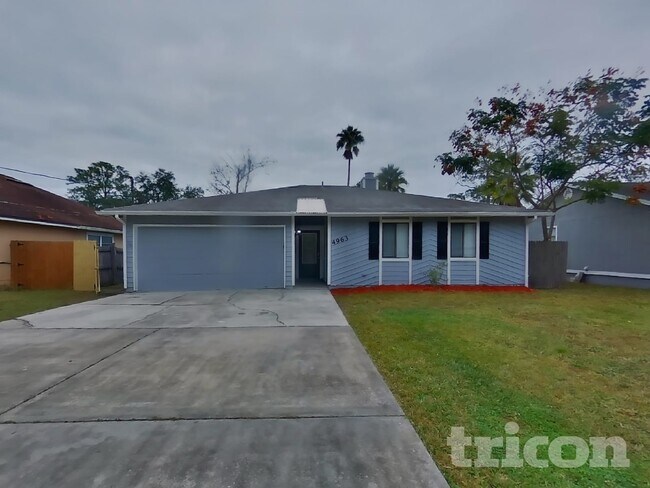 Building Photo - 4963 Beige St