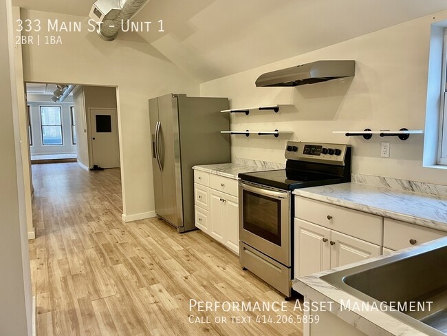 Photo - Darling Downtown Racine 2 Bedroom LOFT Unit 1