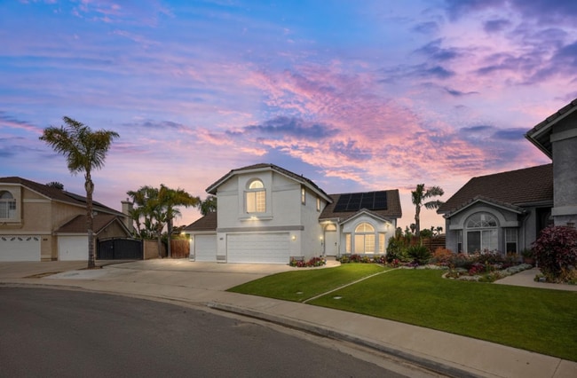Beautiful 3-Bedroom, 3-Bath Home in Riverl... - Beautiful 3-Bedroom, 3-Bath Home in Riverl...