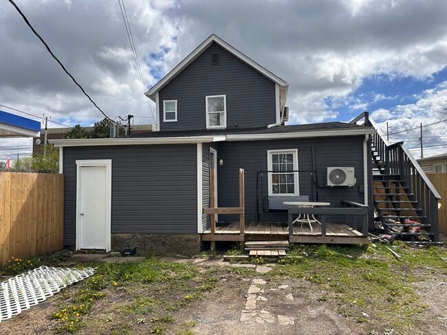 Photo - 2948 Shelby St